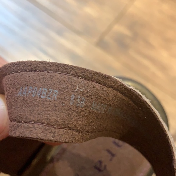 Aravon womens Medici Sandal Heeled Sandal - Picture 14 of 14